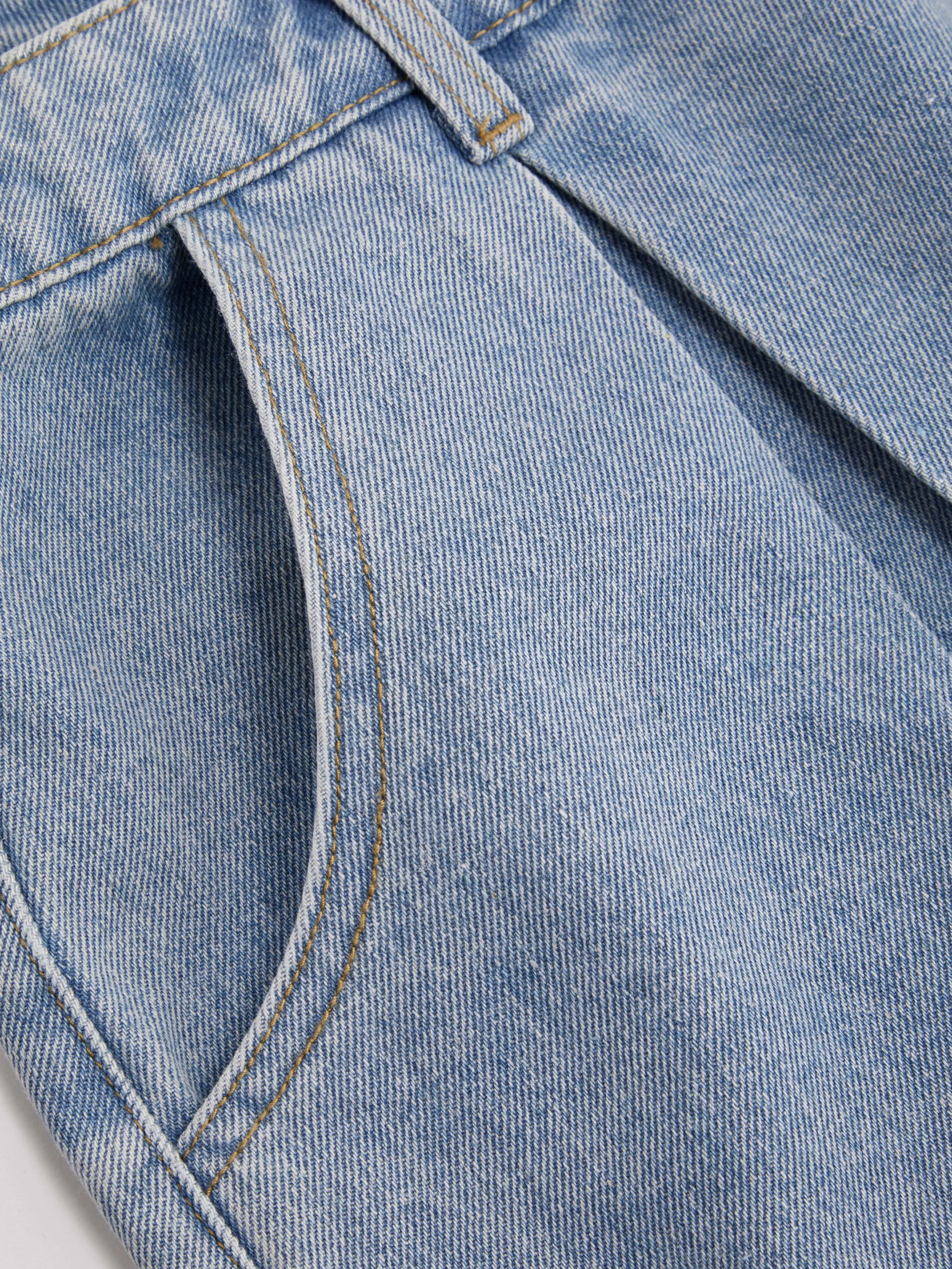 Jeans Cider in denim with mid-rise and solid pockets, barrel Curve & Plus fit.