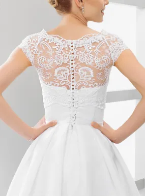 Lace-back Buttoned Short Sleeve Bridal Bolero