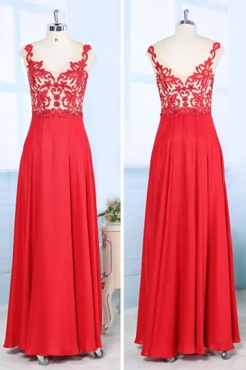 Red evening gown with intricate embroidery for gala - Robedesoireelongue.fr