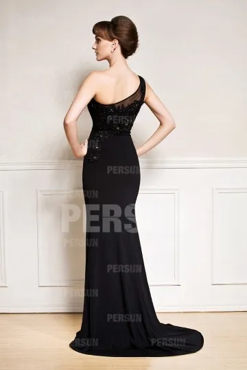 Black slit gala gown with floral applique asymmetrical shoulder and train - Robedesoireelongue.fr