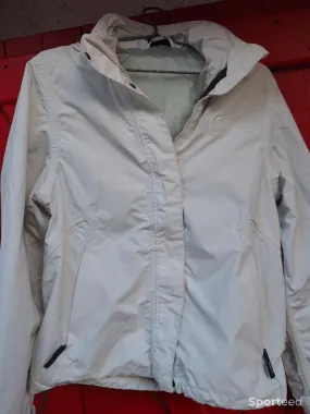 Veste d'extérieur imper/respirante d'occasion Ajouté le : 19/02/2023